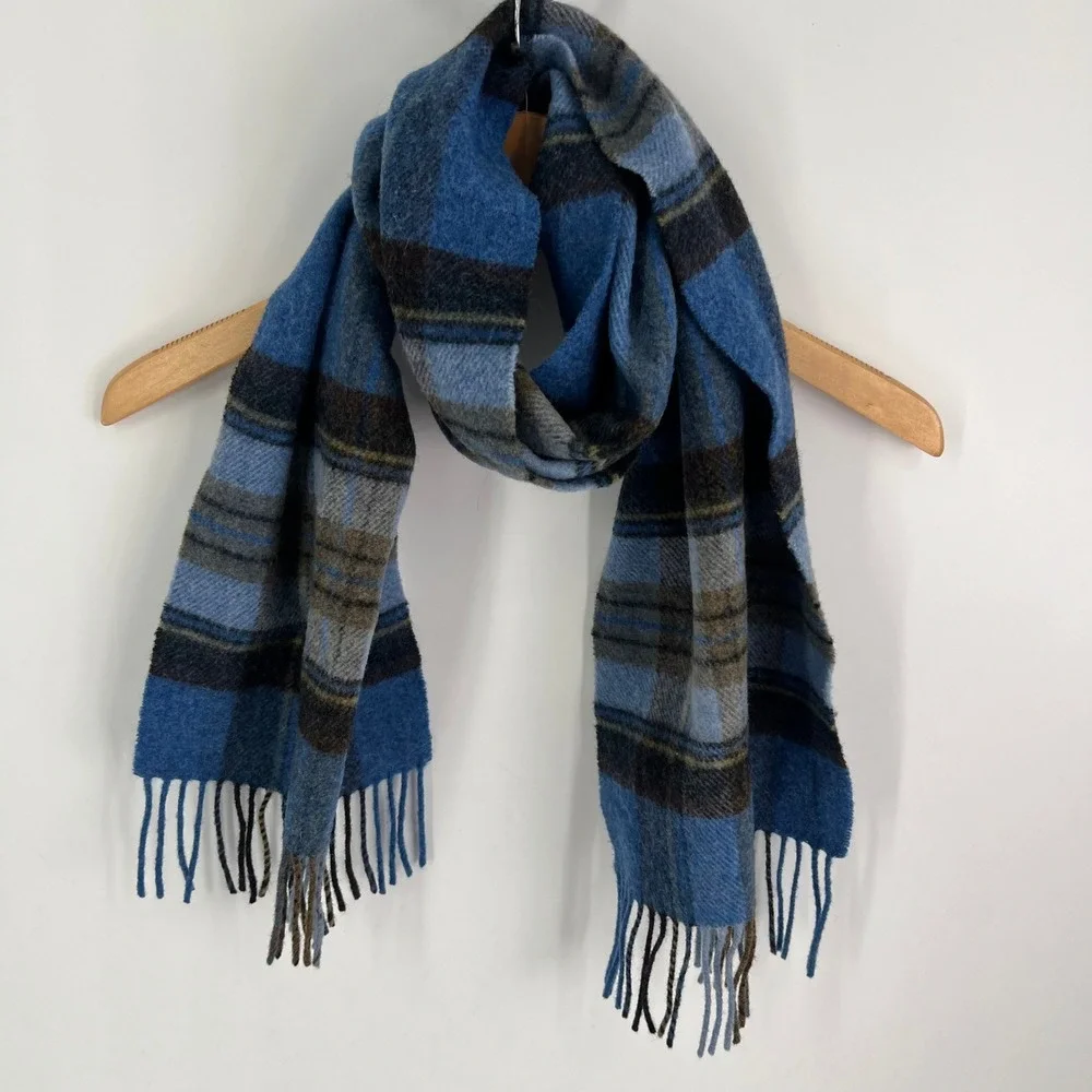 John Hanly 100% Lambswool Scarf Made in Ireland Blue Plaid Fringed Men Accessory